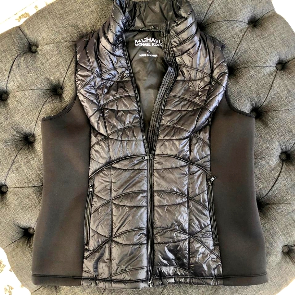 Michael Kors Puffer Vest